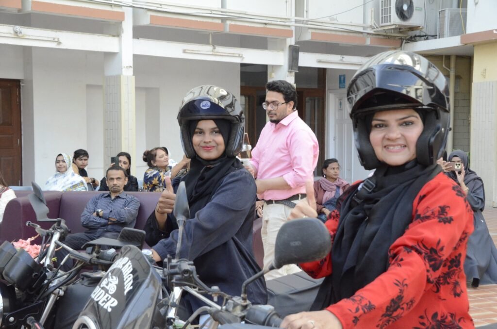 Queens of the roads
